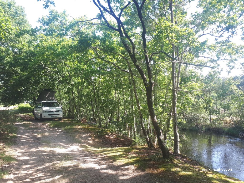 (33680) Le Porge - Unnamed Road — foto