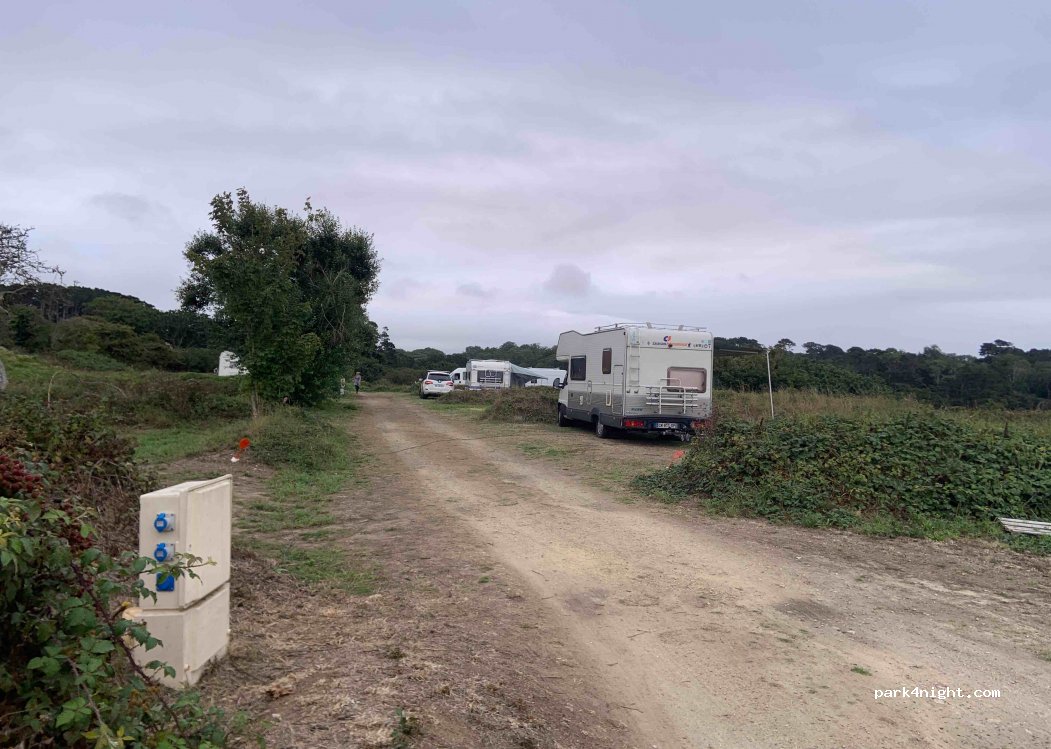 Camping Les Blancs Sablons — foto