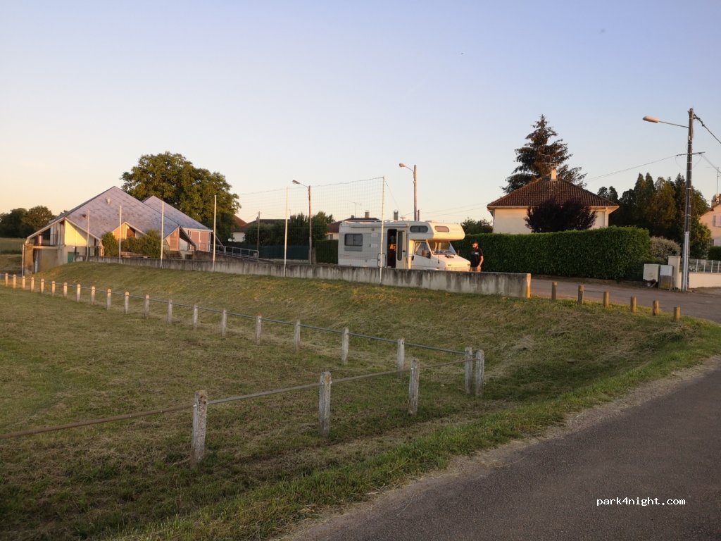 (89230) Pontigny - 6 Rue Bellevue — foto