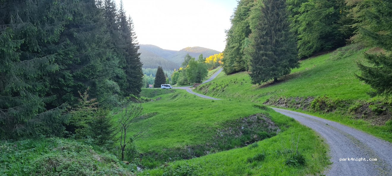 (98667) Schleusegrund - Unnamed Road — foto 2