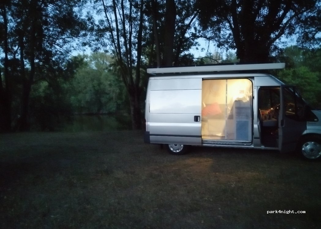 (37140) Chouzé-sur-Loire - Rue de l'Île Bourdon — foto 2