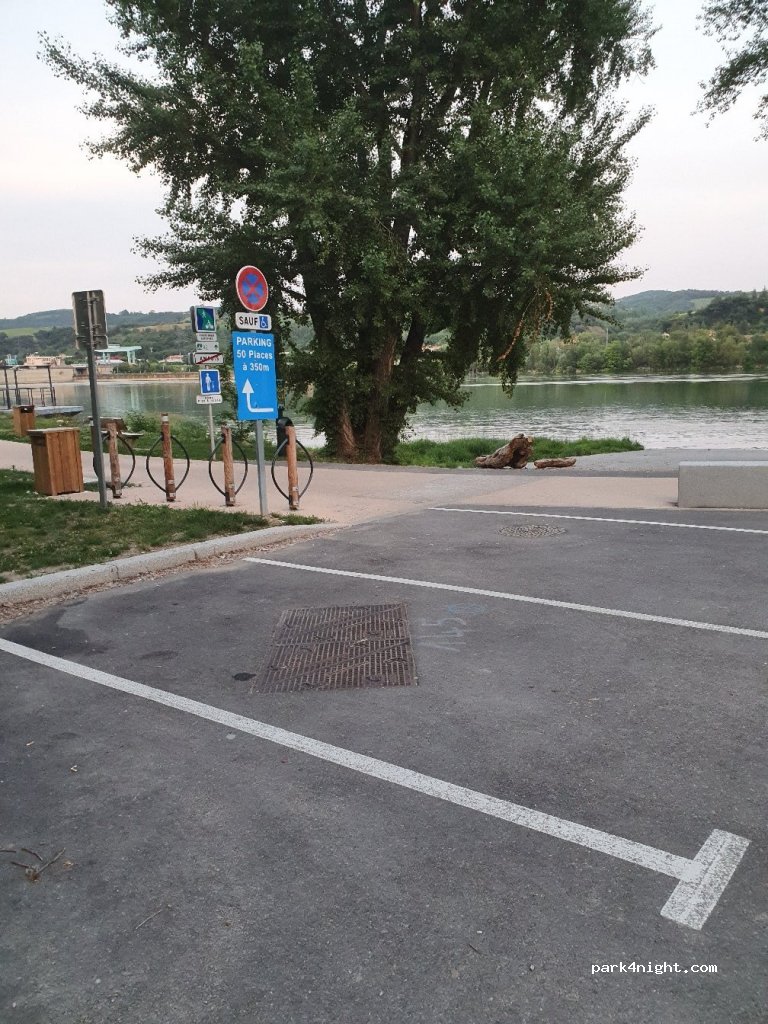 (69420) Ampuis - 3 Chemin de la Traille — foto