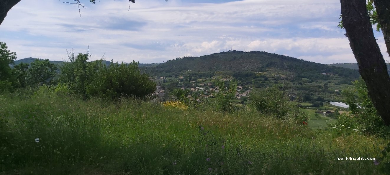 (04100) Manosque - Esplanade Yves Raymondo — foto