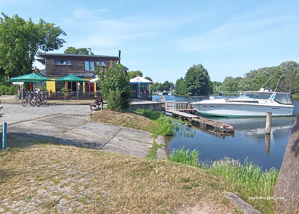 (15848) Beeskow - 4 Spreeinsel — foto 2