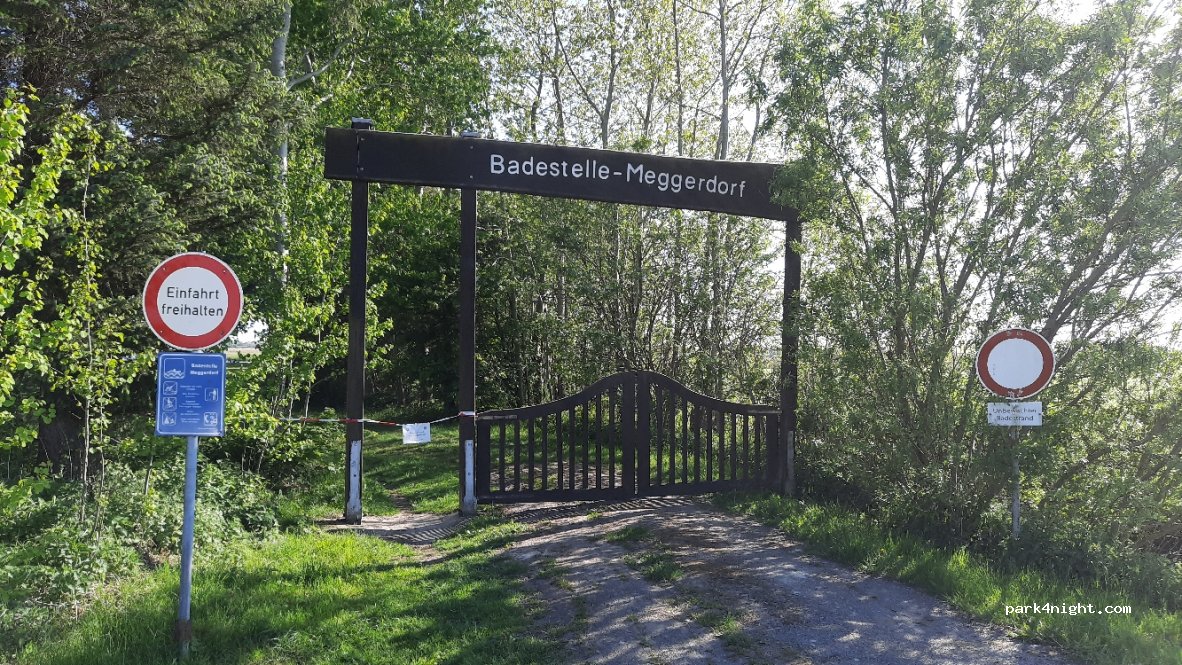 (24799) Meggerdorf - Unnamed Road — foto