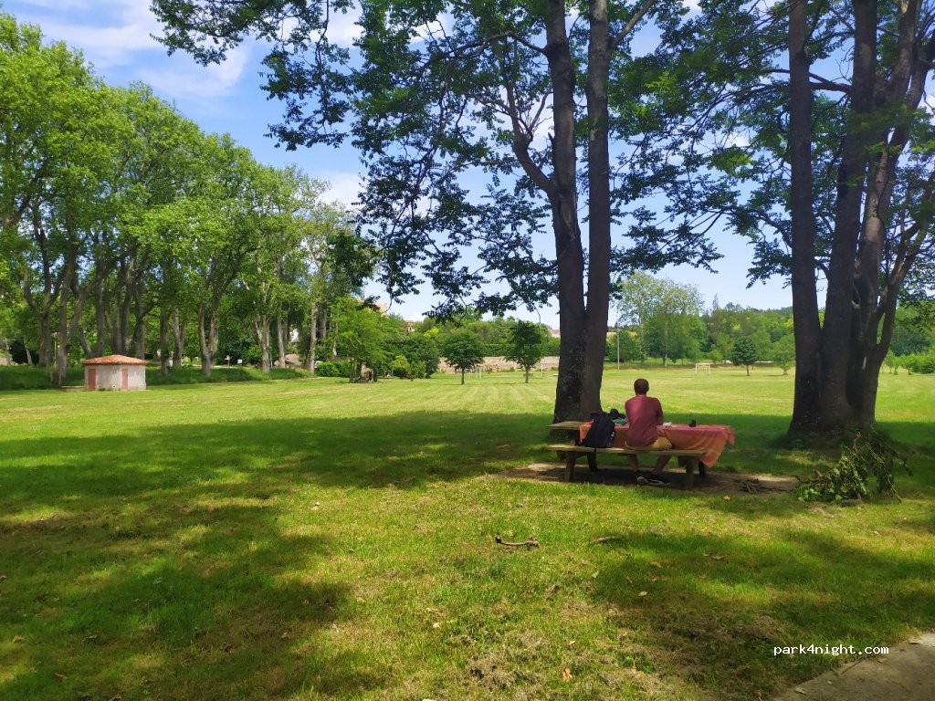 (11410) Payra-sur-l'Hers - 10 Place du Château — foto