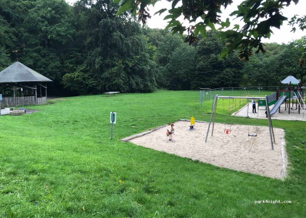 (53474) Bad Neuenahr-Ahrweiler - 100 Königsfelder Straße — foto 4