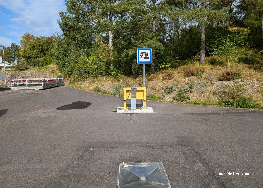 (311 60) Ullared - 21 Falkenbergsvägen — foto 3