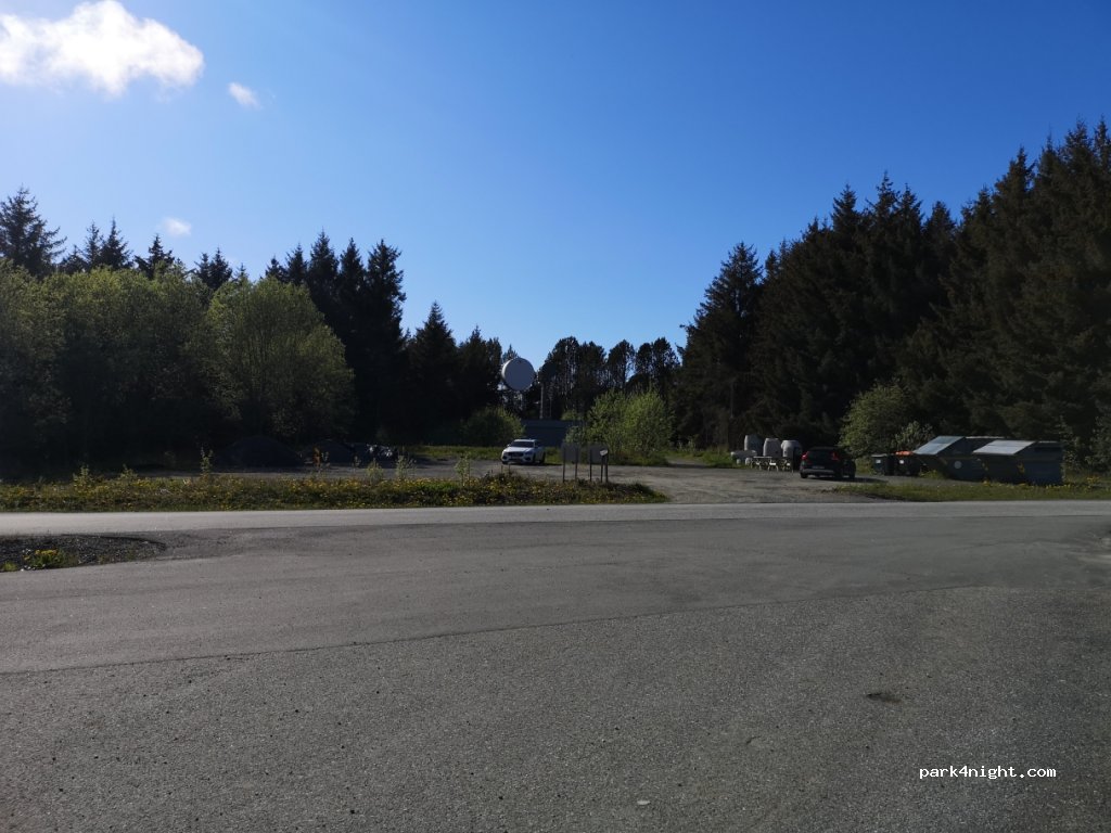 (6487) Harøy - 346 Røsåkvegen — foto