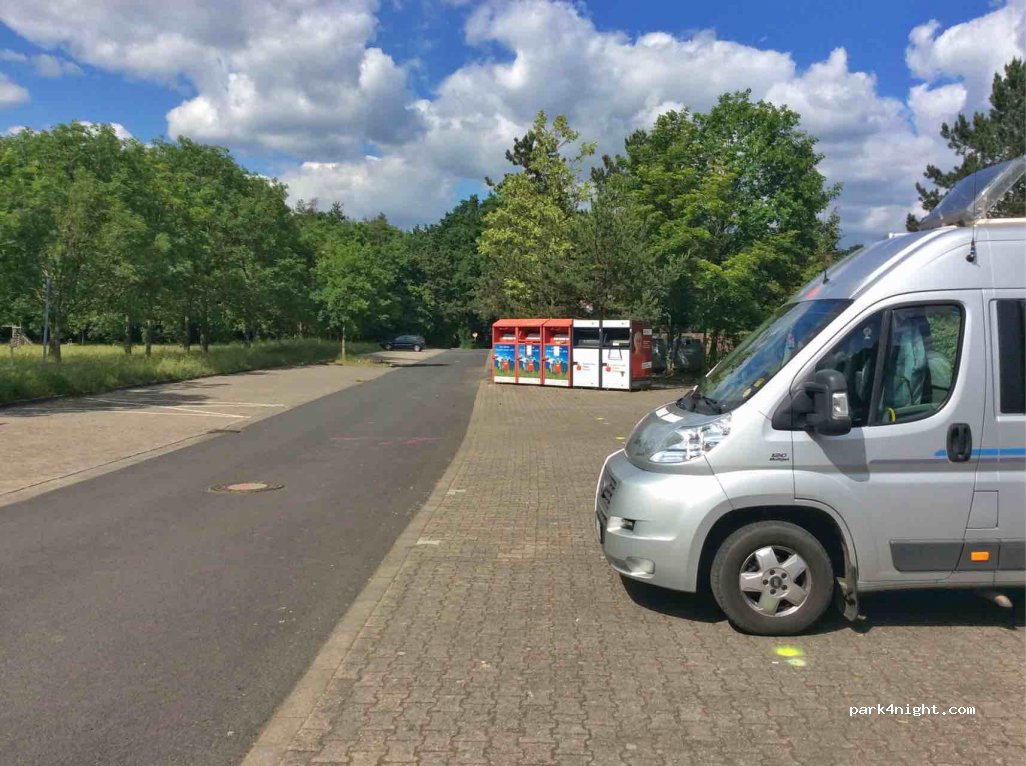 (63150) Heusenstamm - 5 Friedhofsweg — foto