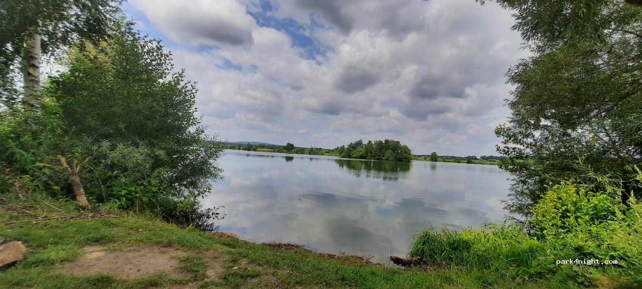 (92521) Schwarzenfeld - Unnamed Road — foto 3