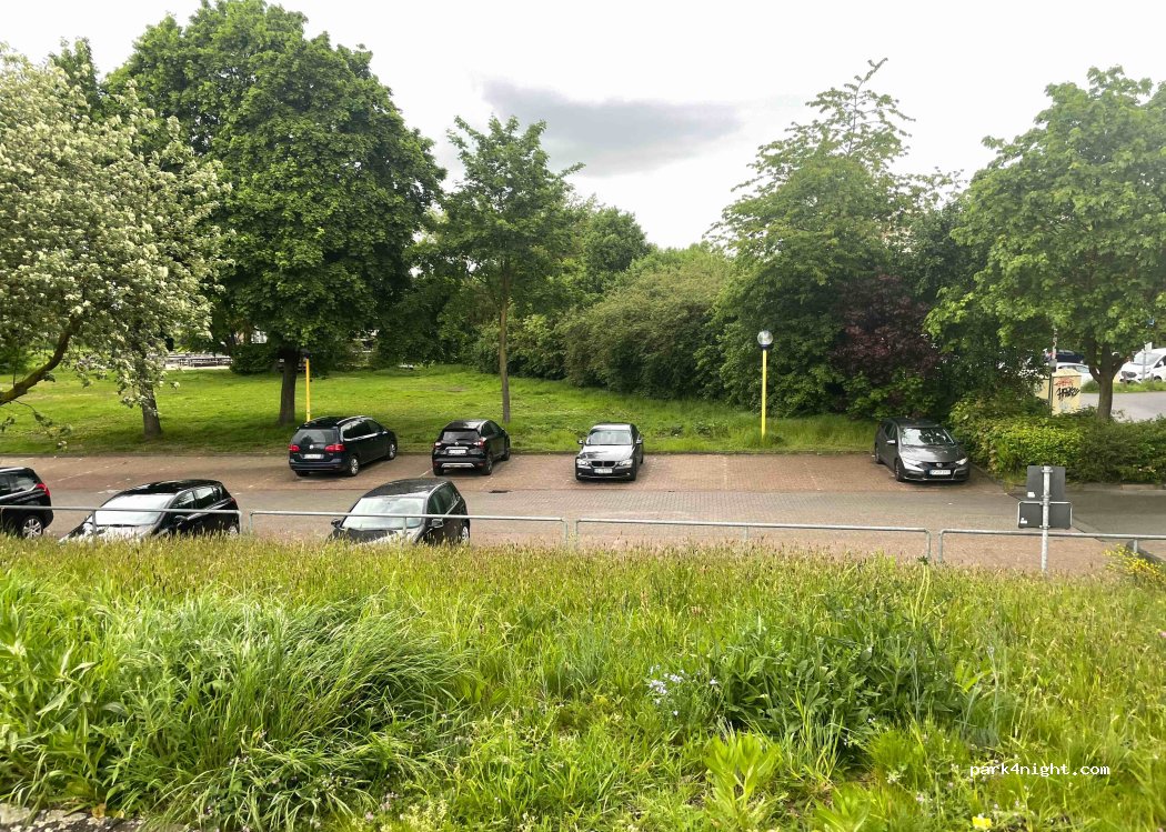 Parkplatz an den Emsauen — foto 2