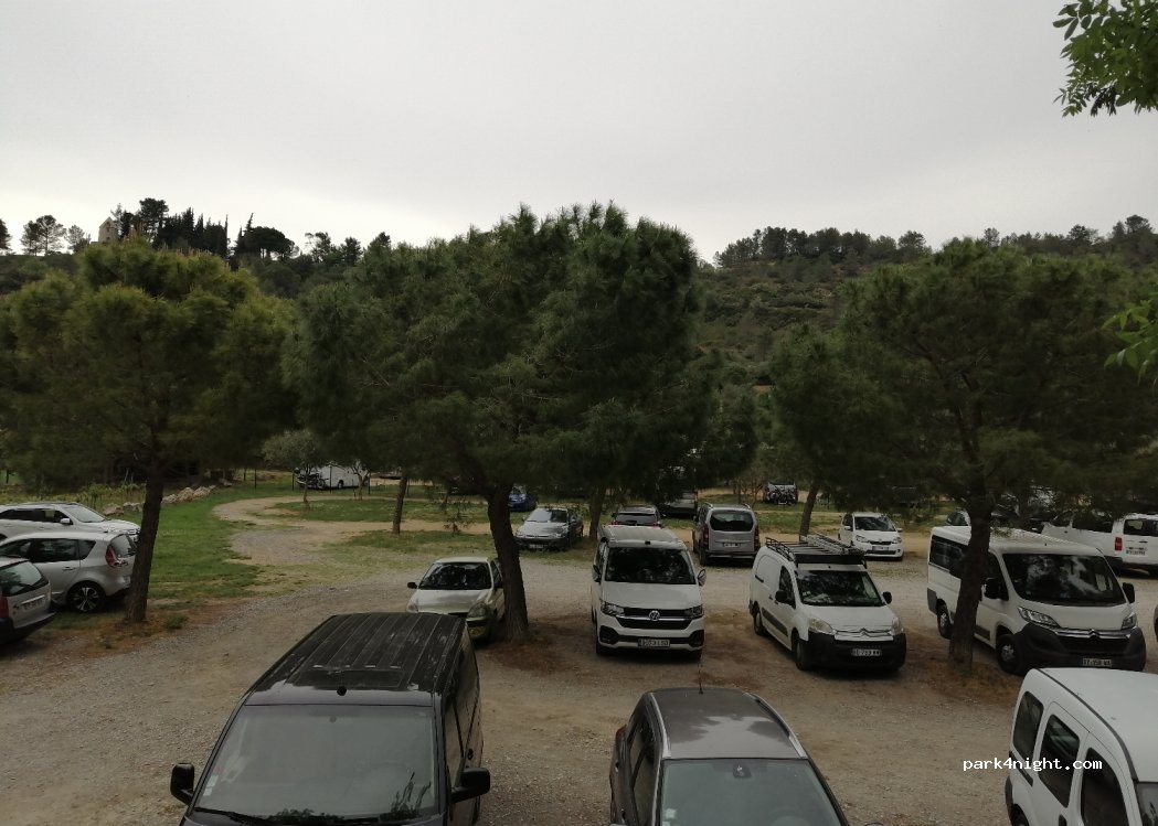 Aire de camping-cars de Lagrasse — foto 2