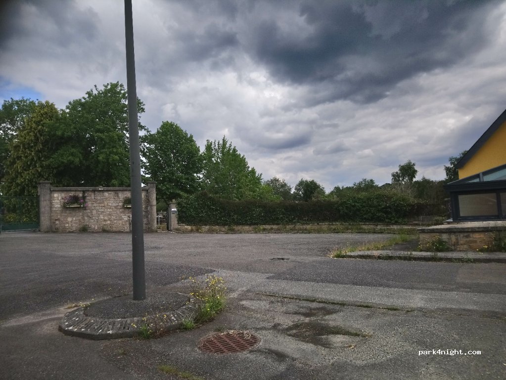(29000) Quimper - 32 Allée Abbé Paul Peyron — foto
