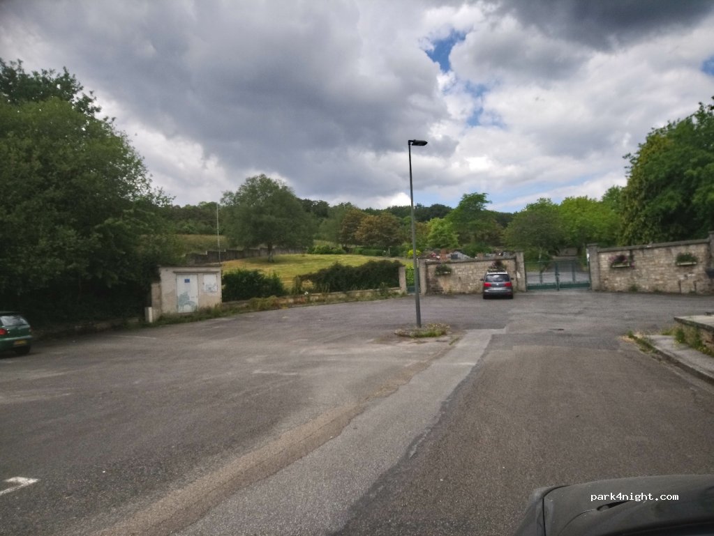 (29000) Quimper - 32 Allée Abbé Paul Peyron — foto 2