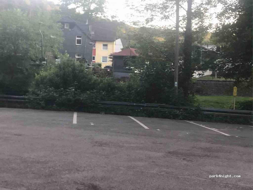 (42659) Solingen - 14 Schloßbergstraße — foto 2