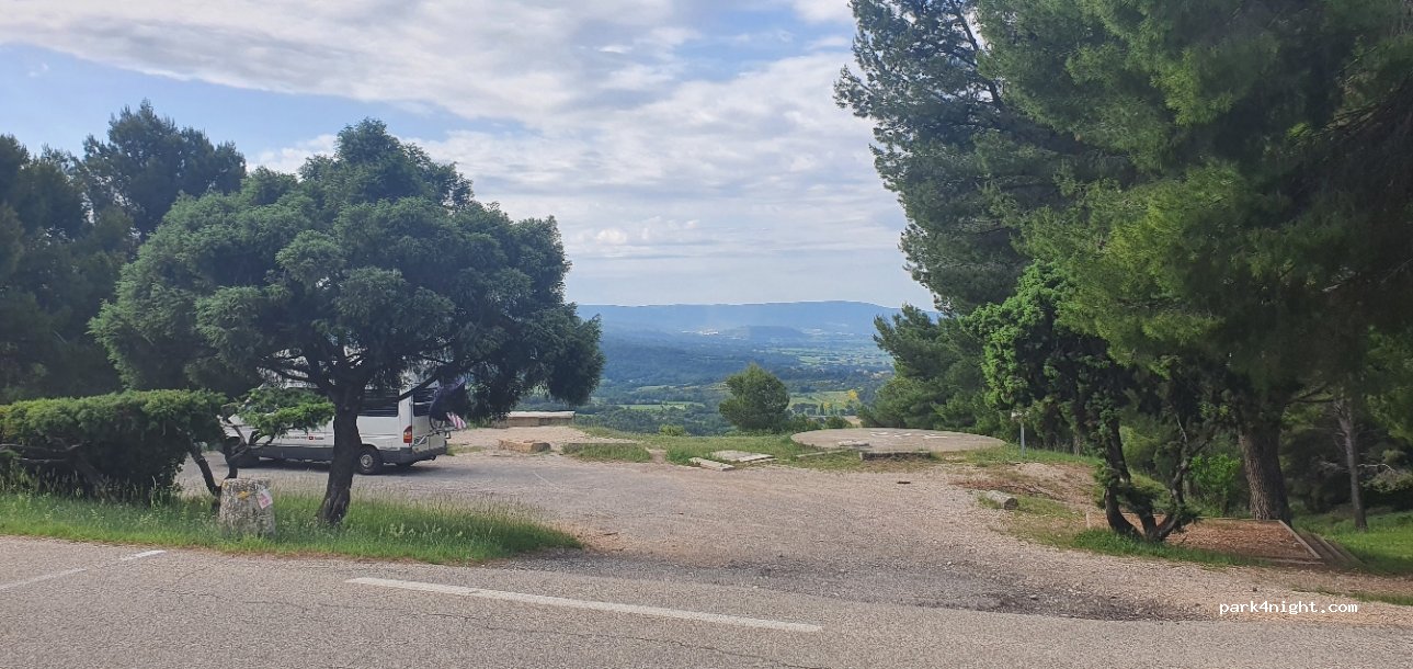 (84410) Crillon-le-Brave - D19 — foto 2