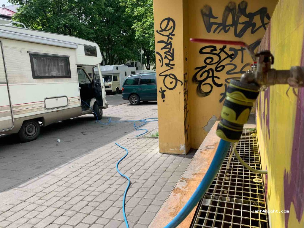 (04-348) Warszawa - 26 Garwolińska — foto 2