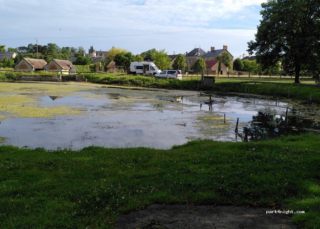 (18350) Blet - 29 Route de Saint-Amand — foto 2