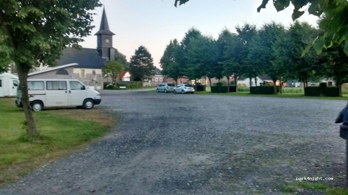 (80120) Favières, Somme - 2 Rue de l'Église — foto