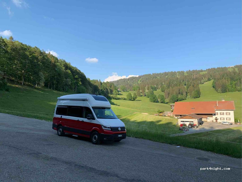 (2058) Le Pâquier - 2 Les Bugnenets — foto