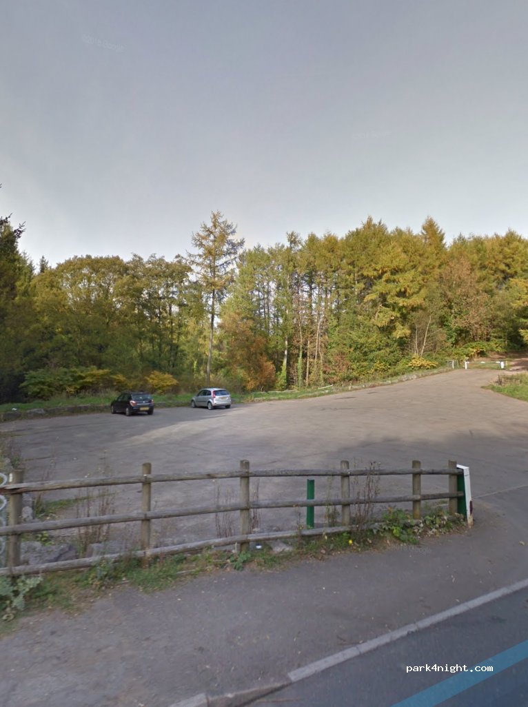 (CF83 3DB) Caerphilly - 8 Wernddu Court — foto