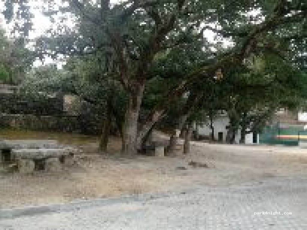 ()  - Rua do Ferreiro — foto