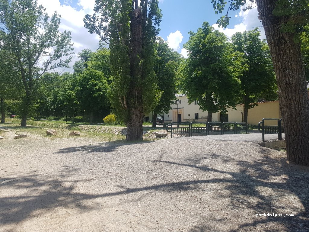 (40100) Real Sitio de San Ildefonso - 74Y Urbanización Caserío de Urgel — foto