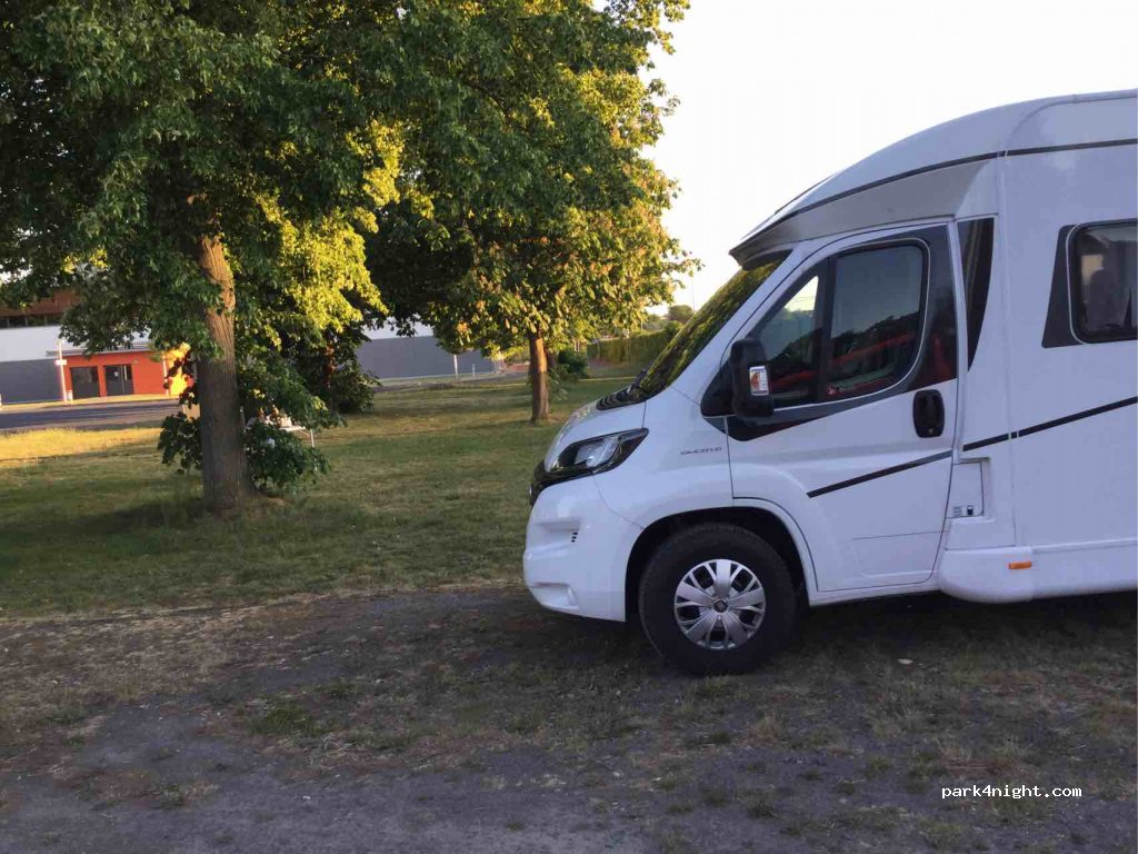 (34613) Schwalmstadt - 30 Fünftenweg — foto