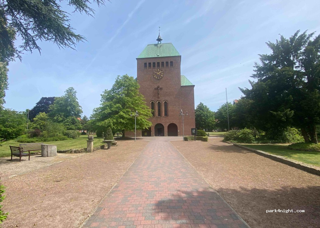 Wohnmobil-Stellplätze bei der Wallfahrtskirche Wietmarschen — foto 4