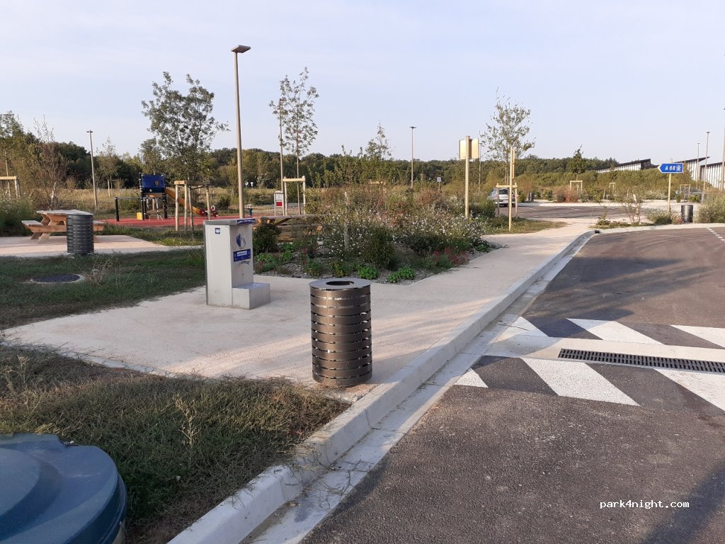(81370) Saint-Sulpice-la-Pointe - Autoroute du Pastel — foto 2