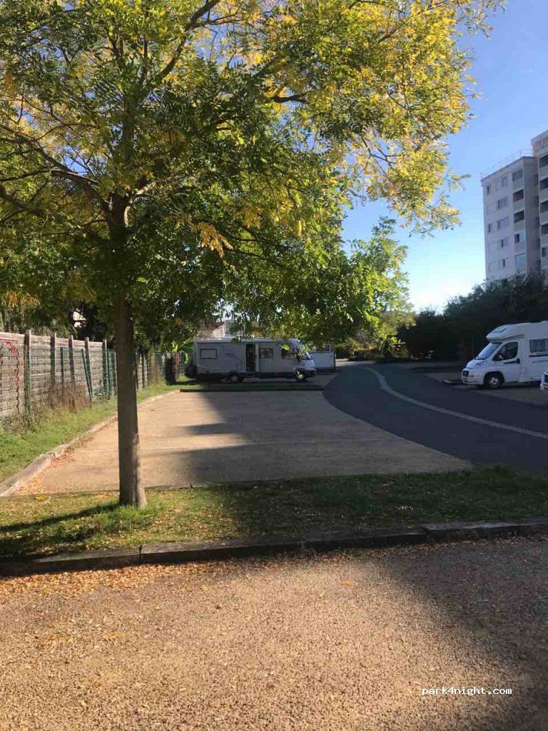 (24000) Périgueux - 37 Rue des Prés — foto 2