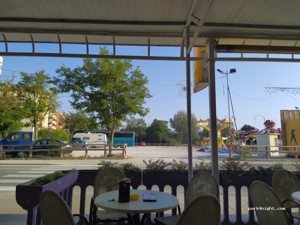 (48122) Lido Adriano - 6 Viale Metastasio — foto 4