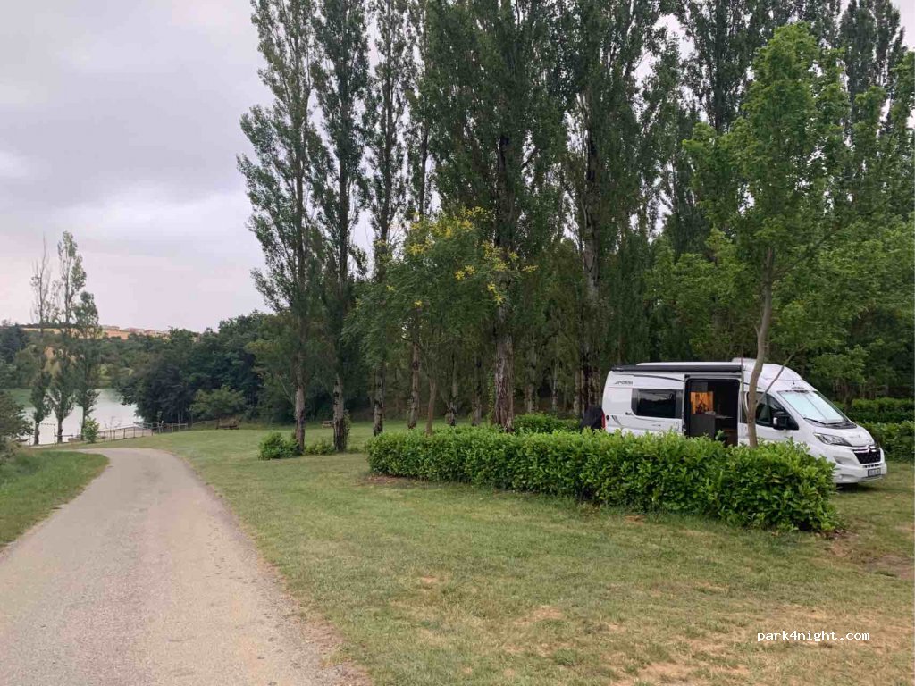 Camping municipal de Salles-sur-l'Hers — foto 2