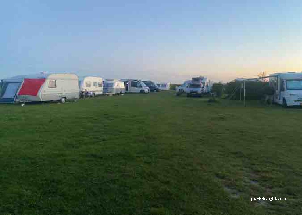 Mini Camping Hoeve Voorwaarts — foto