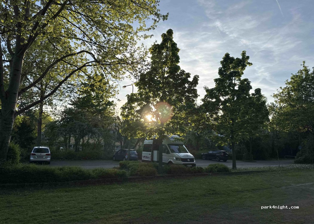 (60437) Frankfurt am Main - 10 Im Sauern — foto 3