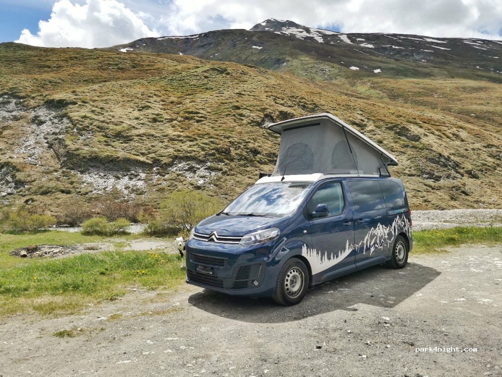 (7447) Avers - 61 Loretsch Hus — foto