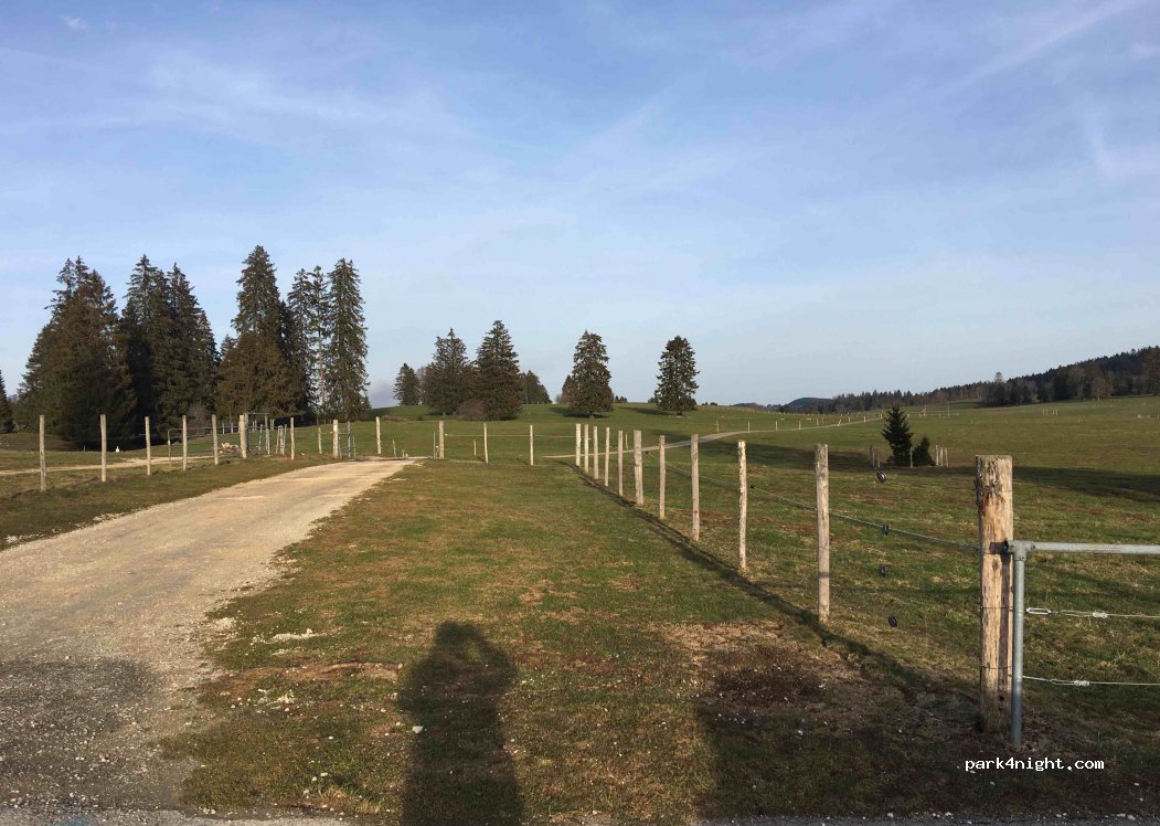 (2875) Montfaucon - 197 Stade du Péché — foto 3