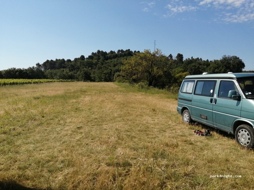 (84120) Beaumont-de-Pertuis - — foto