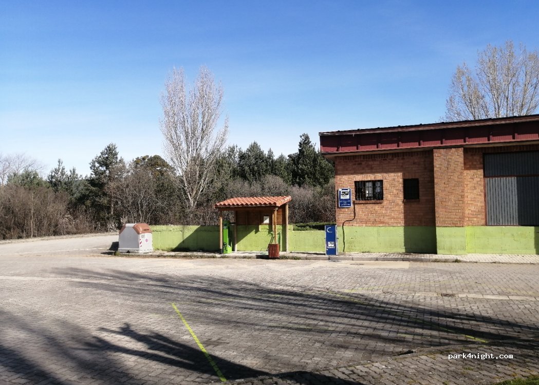 (42158) Duruelo de la Sierra - 3 Avenida del Duero — foto 4