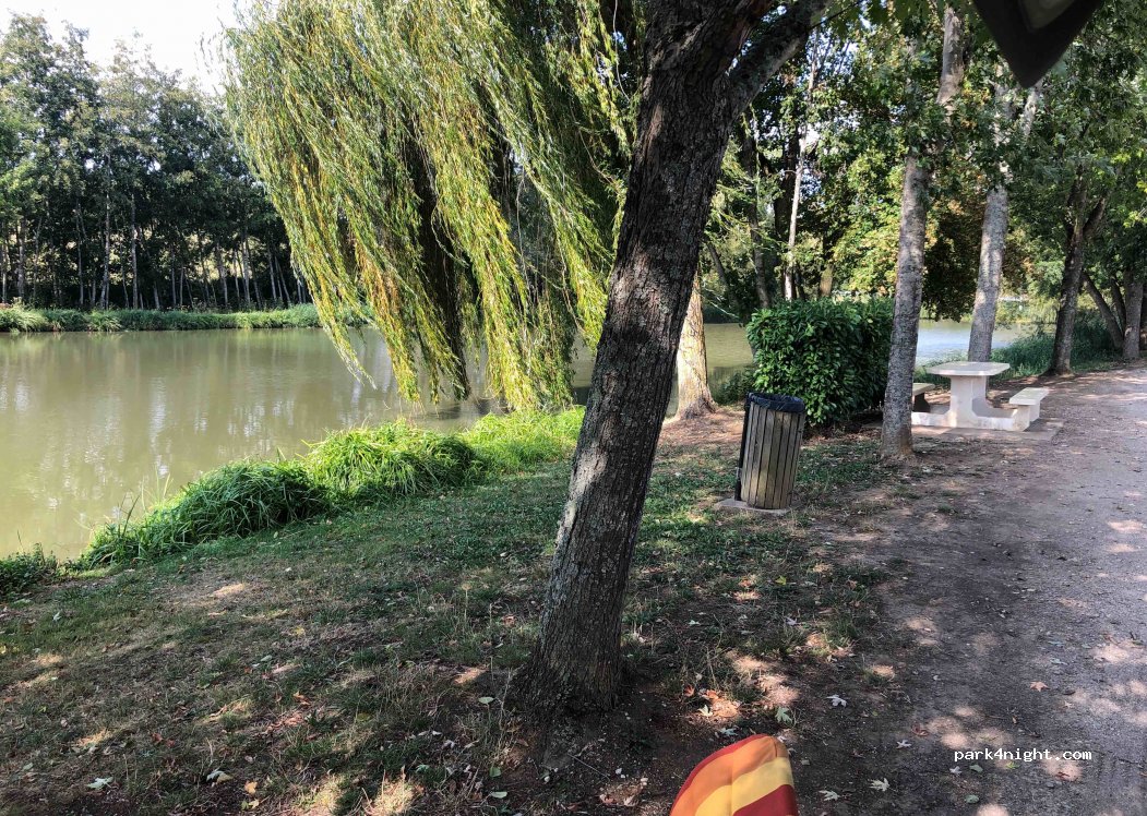 (71370) L'Abergement-Sainte-Colombe - Route d'Ouroux sur Saône — foto 2