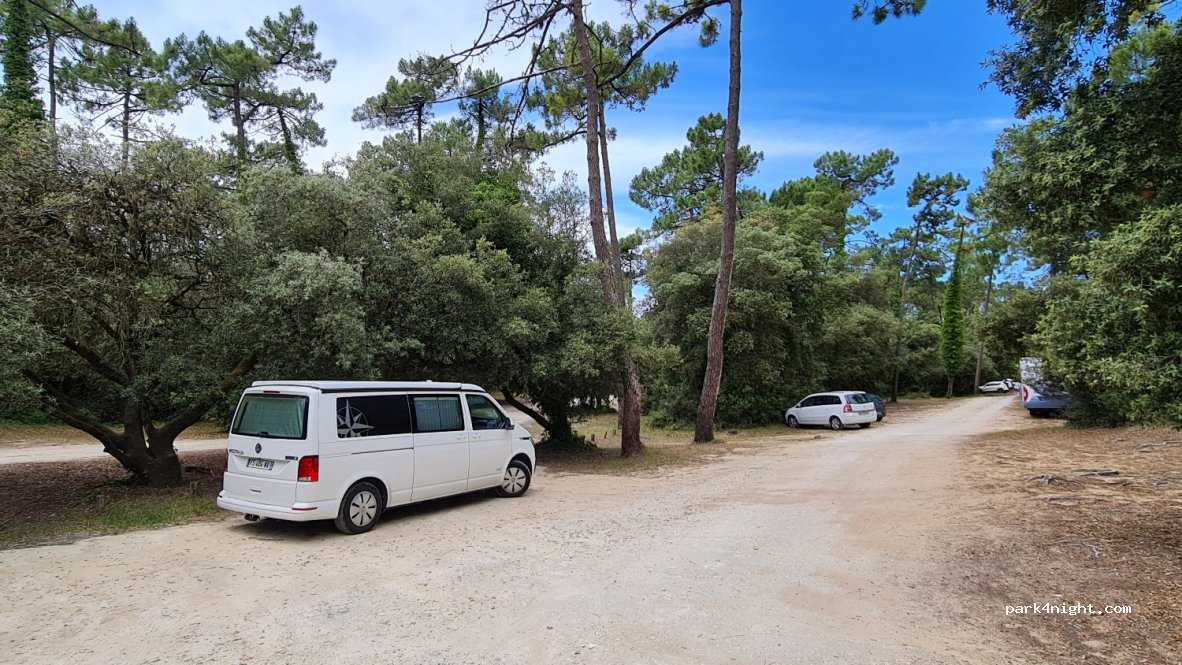 (17190) Saint-Georges-d'Oléron - 56 Route des Saumonards — foto 2