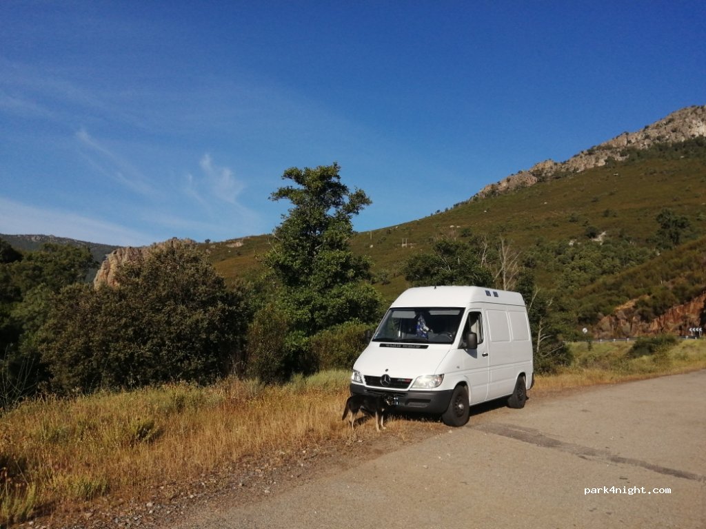 (10340) Castañar de Ibor - EX-386 — foto