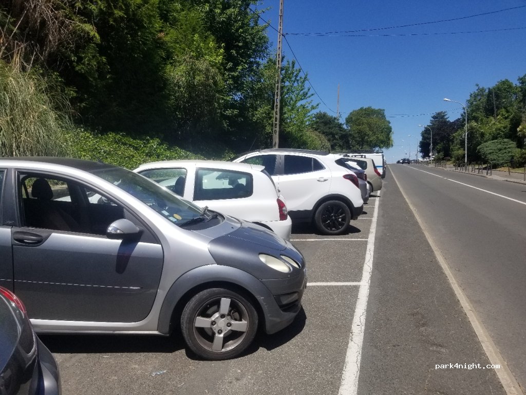 (91290) Arpajon - 7 Avenue de la Division Leclerc — foto 2