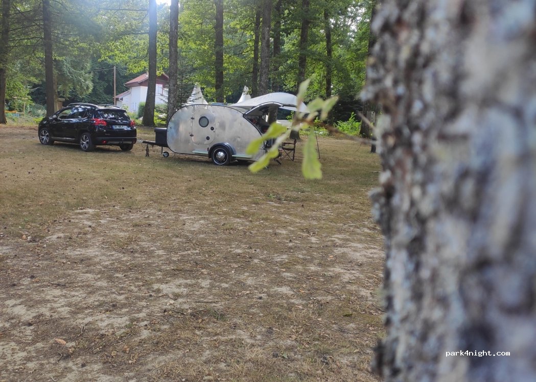 Camping et Chalet - Les Amis de la Nature – Bouzey — foto 2