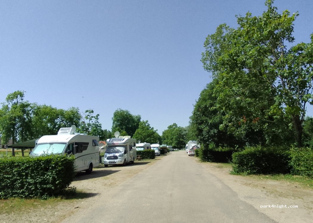 (18600) Sancoins - 8 Route de Bourges — foto