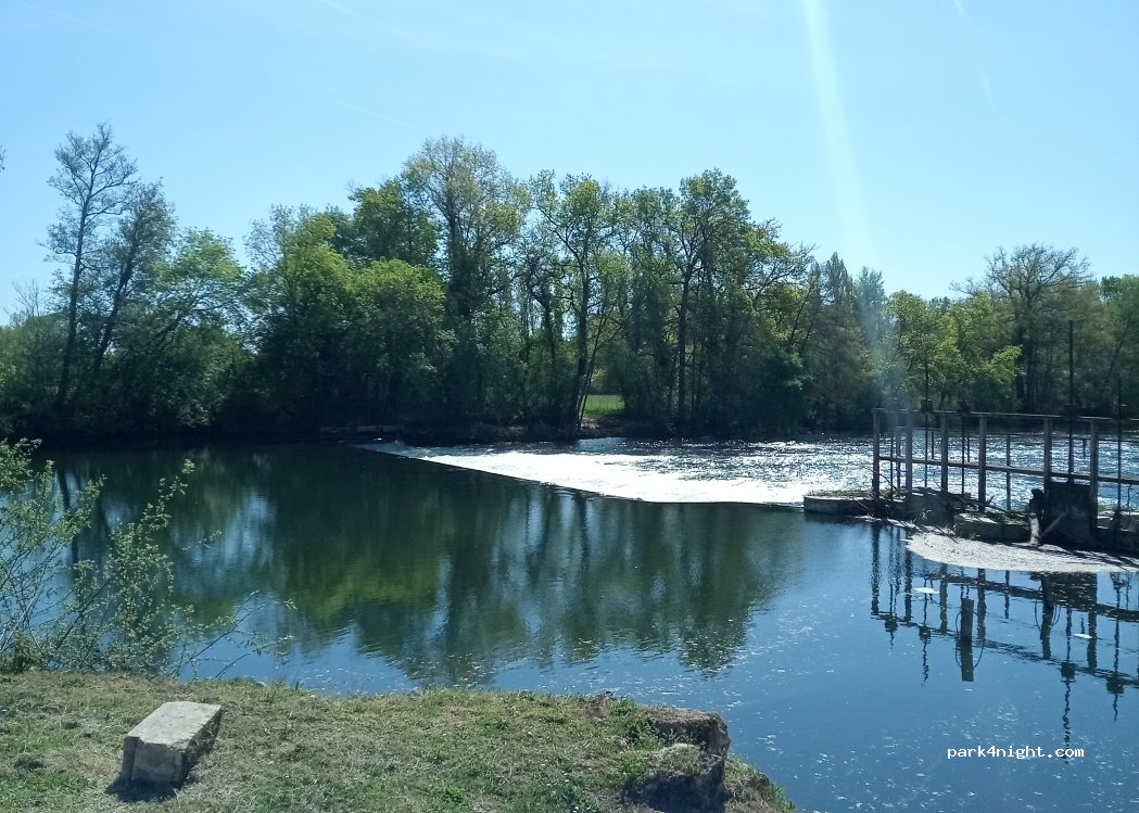 (33660) Porchères - 171 Le Barrage — foto 2