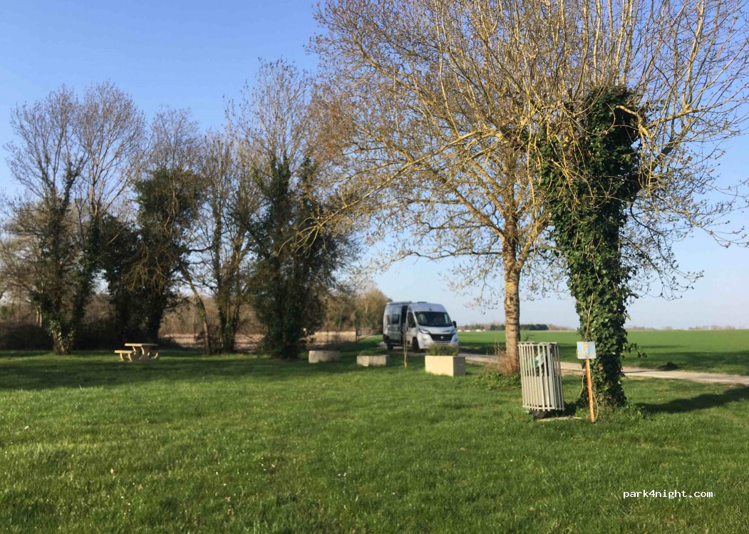 (17800) Saint-Sever-de-Saintonge - 5 Chemin de Maison Neuve À Crève Co — foto 2