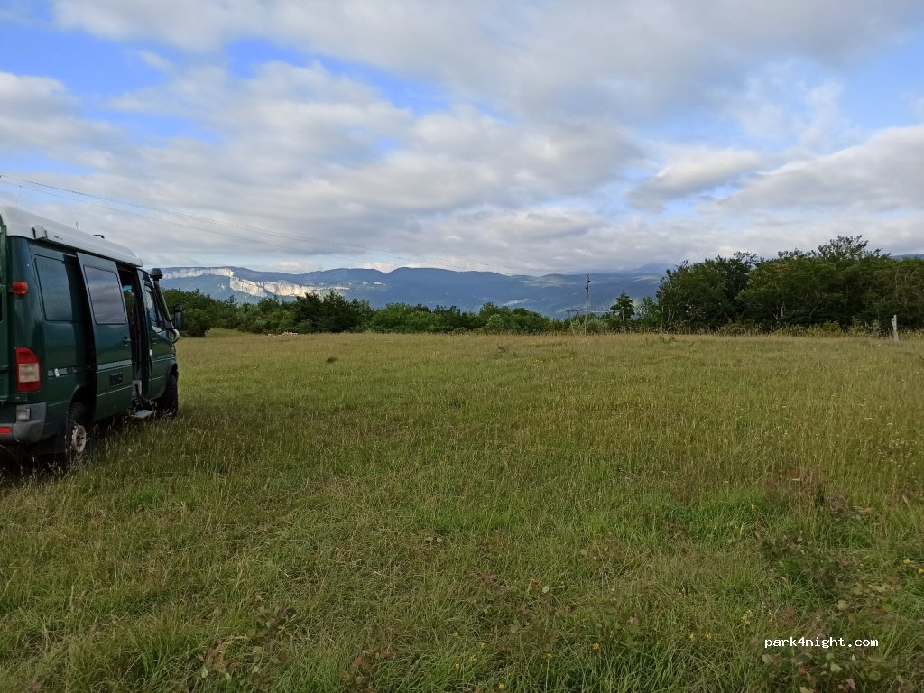 (26420) La Chapelle-en-Vercors - Combe du Faux — foto 2