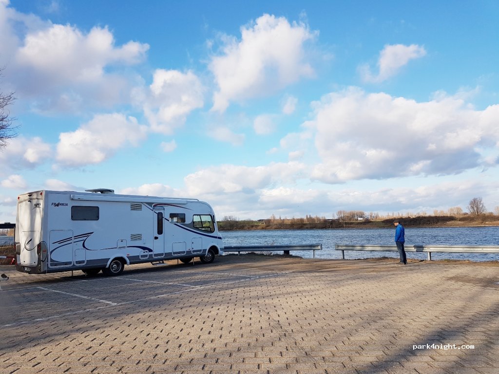 (67227) Frankenthal - — foto
